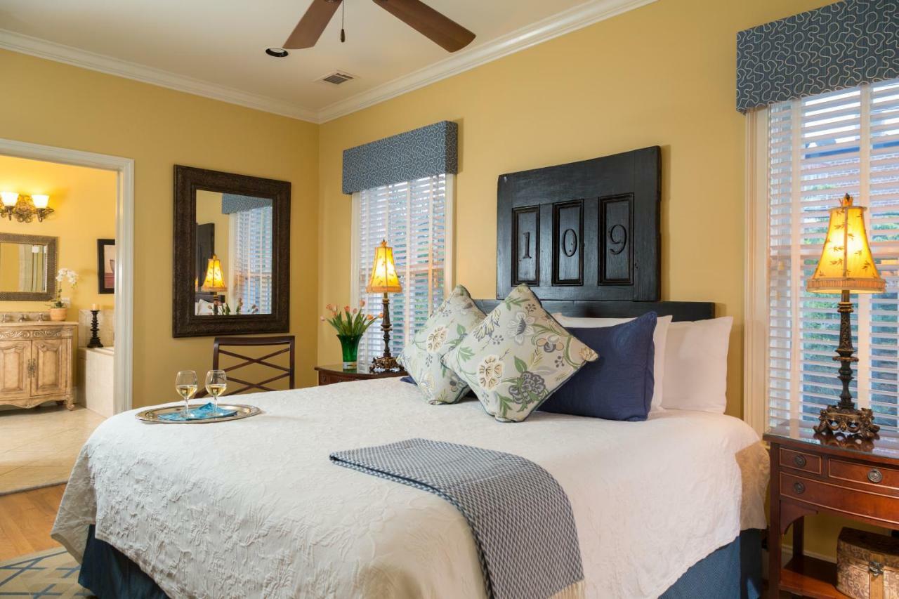 The Inn On West Liberty Savannah Bagian luar foto