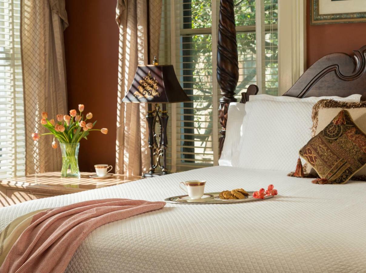 The Inn On West Liberty Savannah Bagian luar foto